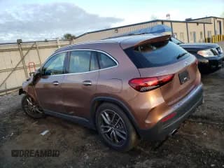 ✅ 2022 Mercedes-Benz GLA 35 AMG • VIN: W1N4N5BB0NJ381888 • Лот: 69825702. Опубликован ранее на Copart с пробегом 5 802 миль. Бесплатный доступ к архиву аукционных продаж из США и подробный отчёт об истории автомобиля на DreamBid. Изображение 2.