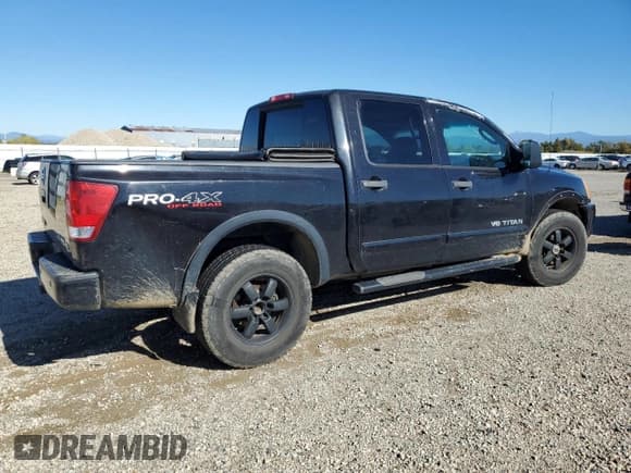 ✅ 2011 Nissan Titan SV • VIN: 1N6BA0EC6BN318605 • Лот: 86826285. Опубликован ранее на Copart с пробегом 144 699 миль. Бесплатный доступ к архиву аукционных продаж из США и подробный отчёт об истории автомобиля на DreamBid. Изображение 3.