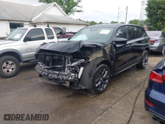 ✅ 2023 Acura MDX w/A-Spec Package • VIN: 5J8YE1H06PL004529 • Lot: 42638197. Wystawiony na IAAI z przebiegiem 29 892 mil. Bezpłatny archiwum sprzedaży aukcyjnych z USA i szczegółowy raport historii pojazdu na DreamBid. Zdjęcie 2.