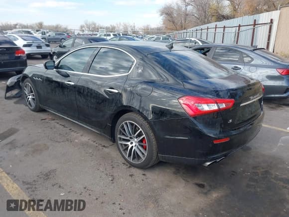 ✅ 2017 Maserati Ghibli S • VIN: ZAM57RSA1H1230224 • Lot: 43756511. Listed on IAAI with 96,802 mi. Free auction sales archive from the USA and detailed vehicle history report at DreamBid. Image 3.