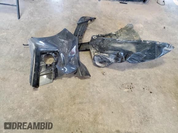 ✅ 2014 Toyota Camry L • VIN: 4T1BF1FK5EU310436 • Lot: 63511005. Wystawiony na Copart z przebiegiem 145 228 mil. Bezpłatny archiwum sprzedaży aukcyjnych z USA i szczegółowy raport historii pojazdu na DreamBid. Zdjęcie 12.