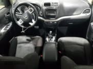 ✅ 2018 Dodge Journey SE • VIN: 3C4PDCAB2JT383626 • Lot: 88726885. Wystawiony na Copart z przebiegiem 136 653 mil. Bezpłatny archiwum sprzedaży aukcyjnych z USA i szczegółowy raport historii pojazdu na DreamBid. Zdjęcie 8.