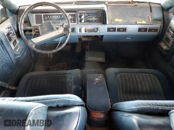 ✅ 1987 Oldsmobile Cutlass • VIN: 1G3AM8134HD349327 • Lot: 79208364. Wystawiony na Copart z przebiegiem 25 029 mil. Bezpłatny archiwum sprzedaży aukcyjnych z USA i szczegółowy raport historii pojazdu na DreamBid. Zdjęcie 8.