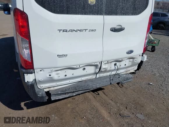 ✅ 2019 Ford Transit • VIN: 1FTYR1YM3KKA55720 • Лот: 41628868. Опубликован ранее на IAAI с пробегом 103 044 миль. Бесплатный доступ к архиву аукционных продаж из США и подробный отчёт об истории автомобиля на DreamBid. Изображение 6.