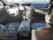 ✅ 2016 Chevrolet Traverse LT • VIN: 1GNKRHKD0GJ150246 • Lot: 90842895. Wystawiony na Copart z przebiegiem 89 996 mil. Bezpłatny archiwum sprzedaży aukcyjnych z USA i szczegółowy raport historii pojazdu na DreamBid. Zdjęcie 8.