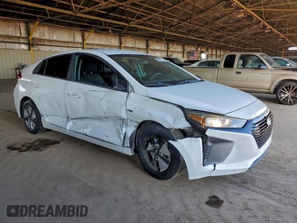 ✅ 2017 Hyundai Ioniq Blue • VIN: KMHC65LC6HU046317 • Lot: 93887755. Listed on Copart with 157,932 mi. Free auction sales archive from the USA and detailed vehicle history report at DreamBid. Image 4.