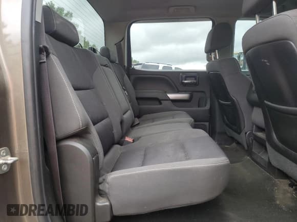 ✅ 2015 Chevrolet Silverado 2500HD LT • VIN: 1GC1KVEG3FF159148 • Lot: 69196335. Listed on Copart with 235,091 mi. Free auction sales archive from the USA and detailed vehicle history report at DreamBid. Image 10.