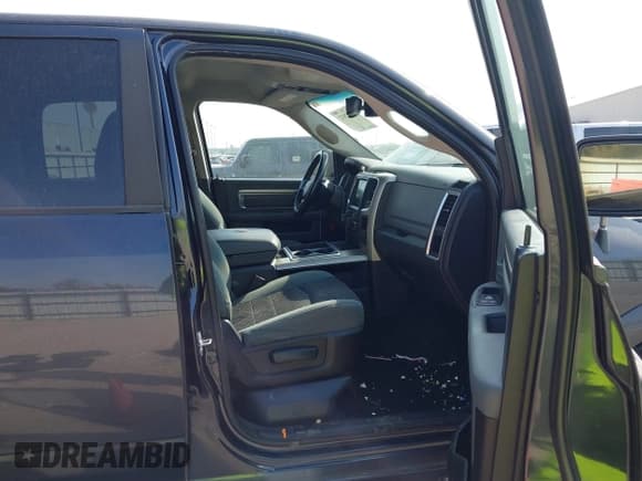 ✅ 2014 Ram 1500 Big Horn • VIN: 1C6RR7LT0ES176612 • Lot: 43522532. Listed on IAAI with 248,889 mi. Free auction sales archive from the USA and detailed vehicle history report at DreamBid. Image 5.