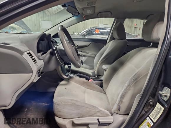 ✅ 2010 Toyota Corolla • VIN: 1NXBU4EE0AZ334463 • Lot: 96074235. Listed on Copart with 221,806 mi. Free auction sales archive from the USA and detailed vehicle history report at DreamBid. Image 7.