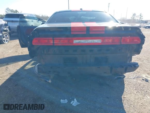 ✅ 2013 Dodge Challenger SXT • VIN: 2C3CDYAG5DH631358 • Lot: 41307511. Wystawiony na IAAI z przebiegiem 145 683 mil. Bezpłatny archiwum sprzedaży aukcyjnych z USA i szczegółowy raport historii pojazdu na DreamBid. Zdjęcie 6.