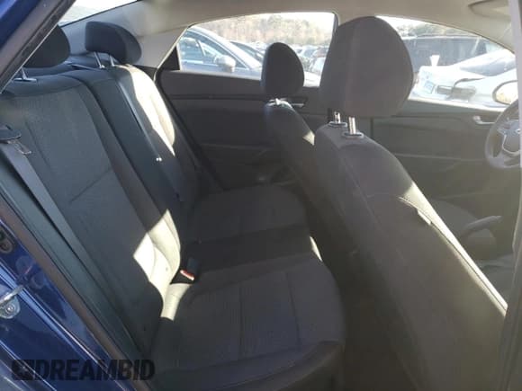 ✅ 2019 Hyundai Accent SE • VIN: 3KPC24A38KE043857 • Лот: 82764354. Опубликован ранее на Copart с пробегом 108 864 миль. Бесплатный доступ к архиву аукционных продаж из США и подробный отчёт об истории автомобиля на DreamBid. Изображение 10.