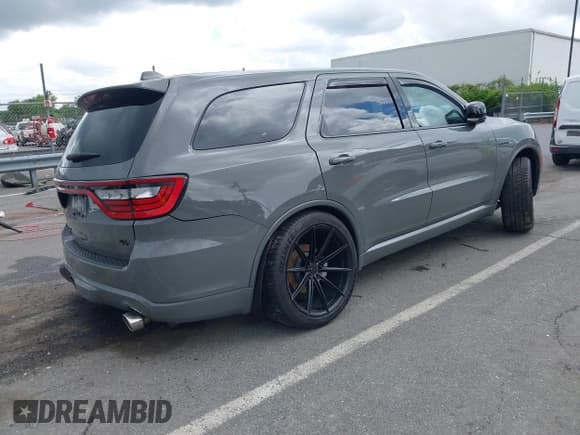✅ 2022 Dodge Durango R/T • VIN: 1C4SDJCT0NC108438 • Lot: 42252203. Listed on IAAI with 15,199 mi. Free auction sales archive from the USA and detailed vehicle history report at DreamBid. Image 4.