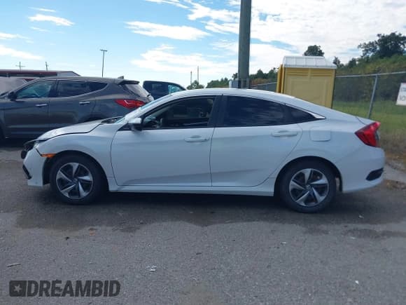 ✅ 2021 Honda Civic LX • VIN: 2HGFC2F63MH509186 • Lot: 43470365. Listed on IAAI with 81,122 mi. Free auction sales archive from the USA and detailed vehicle history report at DreamBid. Image 14.