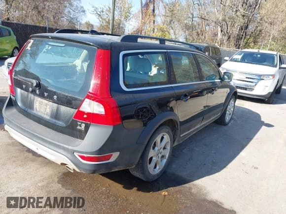 ✅ 2011 Volvo XC70 3.0T • VIN: YV4902BZ3B1109058 • Лот: 43717437. Опубликован ранее на IAAI с пробегом 212 144 миль. Бесплатный доступ к архиву аукционных продаж из США и подробный отчёт об истории автомобиля на DreamBid. Изображение 4.