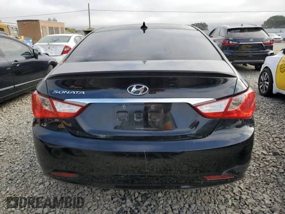 2013 Hyundai Sonata GLS z VIN 5NPEB4AC2DH514120, wystawiony jako Copart lot #90020585 z przebiegiem 152 029 mil mil oraz Czysty tytuł • Clean title. Historia ofert i sprzedaży dostępna na DreamBid. Obrazek 6.