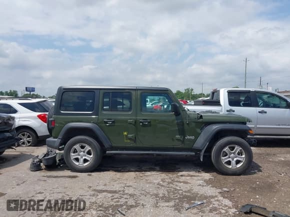 ✅ 2021 Jeep Wrangler Unlimited Sport S • VIN: 1C4HJXDG0MW510836 • Lot: 42072748. Listed on IAAI with 87,960 mi. Free auction sales archive from the USA and detailed vehicle history report at DreamBid. Image 14.