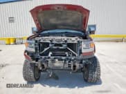 ✅ 2015 GMC Sierra 2500HD SLT • VIN: 1GT12ZE80FF522330 • Lot: 70948265. Wystawiony na Copart z przebiegiem 153 685 mil. Bezpłatny archiwum sprzedaży aukcyjnych z USA i szczegółowy raport historii pojazdu na DreamBid. Zdjęcie 5.