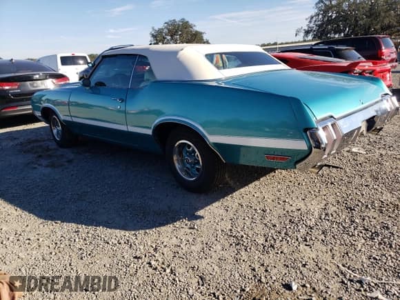 ✅ 1970 Oldsmobile Cutlass • VIN: 342670E151071 • Лот: 41603435. Опубликован ранее на Copart с пробегом 204 121 миль. Бесплатный доступ к архиву аукционных продаж из США и подробный отчёт об истории автомобиля на DreamBid. Изображение 2.