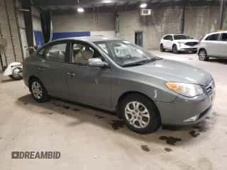 2009 Hyundai Elantra GLS z VIN KMHDU46D79U757051, wystawiony jako Copart lot #60498574 z przebiegiem 121 544 mil mil oraz Szkoda całkowita • Salvage title. Historia ofert i sprzedaży dostępna na DreamBid. Obrazek 4.