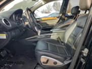 ✅ 2009 Mercedes-Benz M 350 • VIN: 4JGBB86EX9A520455 • Lot: 94747065. Wystawiony na Copart z przebiegiem 144 966 mil. Bezpłatny archiwum sprzedaży aukcyjnych z USA i szczegółowy raport historii pojazdu na DreamBid. Zdjęcie 7.