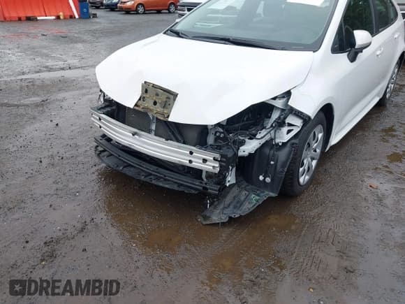 ✅ 2024 Toyota Corolla LE • VIN: 5YFB4MDE5RP114508 • Lot: 43391786. Wystawiony na IAAI z przebiegiem 45 569 mil. Bezpłatny archiwum sprzedaży aukcyjnych z USA i szczegółowy raport historii pojazdu na DreamBid. Zdjęcie 6.