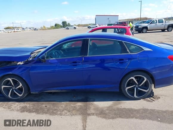 ✅ 2021 Honda Accord Sport SE • VIN: 1HGCV1F42MA071975 • Lot: 43554558. Wystawiony na IAAI z przebiegiem 54 688 mil. Bezpłatny archiwum sprzedaży aukcyjnych z USA i szczegółowy raport historii pojazdu na DreamBid. Zdjęcie 15.