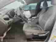 2017 Chevrolet Malibu LS z VIN 1G1ZB5ST0HF246148, wystawiony jako Copart lot #72062335 z przebiegiem Nie podano mil oraz Szkoda całkowita • Salvage title. Historia ofert i sprzedaży dostępna na DreamBid. Obrazek 7.