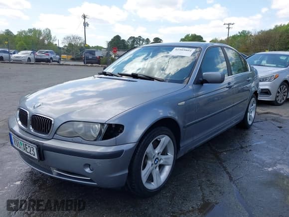 ✅ 2003 BMW 3 Series 330xi • VIN: WBAEW53433PN31735 • Лот: 41989804. Опубликован ранее на IAAI с пробегом 171 289 миль. Бесплатный доступ к архиву аукционных продаж из США и подробный отчёт об истории автомобиля на DreamBid. Изображение 2.