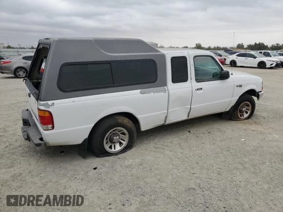 ✅ 1999 Ford Ranger XLT • VIN: 1FTYR14X0XPA98454 • Лот: 83827415. Опубликован ранее на Copart с пробегом 245 701 миль. Бесплатный доступ к архиву аукционных продаж из США и подробный отчёт об истории автомобиля на DreamBid. Изображение 3.