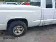 2007 Dodge Dakota ST с VIN 1D7HW22K07S202496, выставлен на аукционе IAAI как лот 42319252 с пробегом 124 696 миль миль и . История ставок и продаж доступна на DreamBid. Изображение 18.