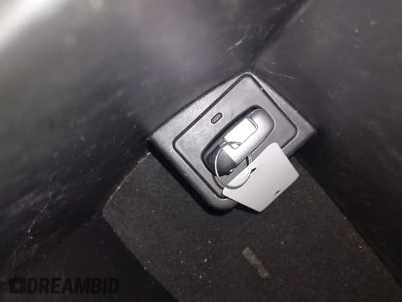 ✅ 2012 Kia Sorento EX • VIN: 5XYKU4A22CG205189 • Lot: 43604521. Listed on IAAI with 182,220 mi. Free auction sales archive from the USA and detailed vehicle history report at DreamBid. Image 11.