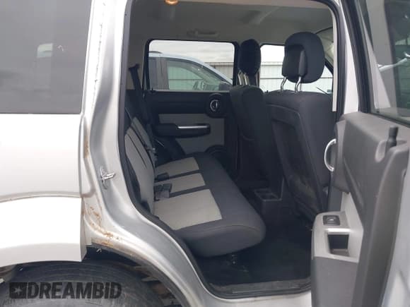 ✅ 2010 Dodge Nitro SXT • VIN: 1D4PU5GK8AW121691 • Lot: 42735788. Listed on IAAI with 206,284 mi. Free auction sales archive from the USA and detailed vehicle history report at DreamBid. Image 8.