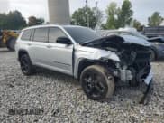 ✅ 2023 Jeep Grand Cherokee Altitude • VIN: 1C4RJKAG3P8790417 • Lot: 81717515. Wystawiony na Copart z przebiegiem 65 332 mil. Bezpłatny archiwum sprzedaży aukcyjnych z USA i szczegółowy raport historii pojazdu na DreamBid. Zdjęcie 4.