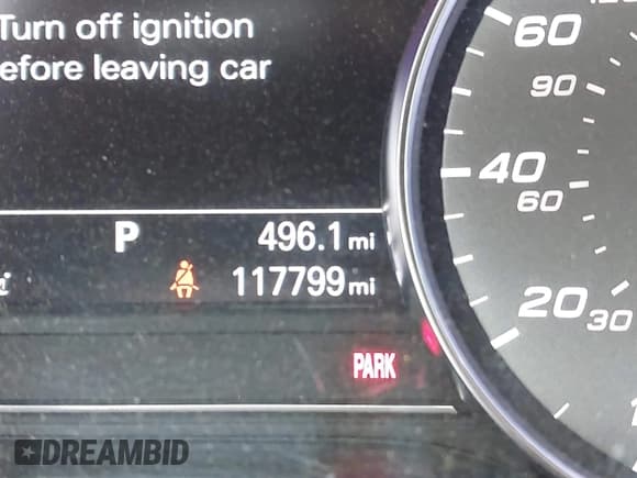 ✅ 2013 Audi S8 • VIN: WAUD2AFD1DN030416 • Лот: 41946932. Опубликован ранее на IAAI с пробегом 117 799 миль. Бесплатный доступ к архиву аукционных продаж из США и подробный отчёт об истории автомобиля на DreamBid. Изображение 15.