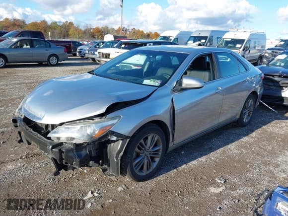 ✅ 2015 Toyota Camry XLE • VIN: 4T1BF1FK9FU874219 • Lot: 43574677. Wystawiony na IAAI z przebiegiem 174 533 mil. Bezpłatny archiwum sprzedaży aukcyjnych z USA i szczegółowy raport historii pojazdu na DreamBid. Zdjęcie 2.