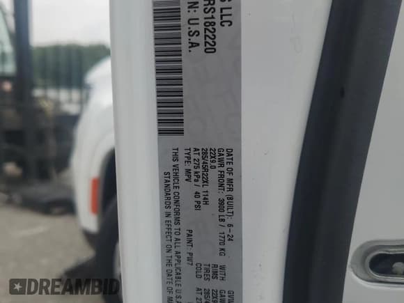 ✅ 2024 Jeep Grand Wagoneer Series III • VIN: 1C4SJSGP3RS182220 • Lot: 67454215. Listed on Copart with 37,625 mi. Free auction sales archive from the USA and detailed vehicle history report at DreamBid. Image 13.