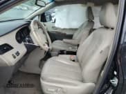 ✅ 2012 Toyota Sienna XLE AAS • VIN: 5TDYK3DC5CS219878 • Лот: 58422305. Опубликован ранее на Copart с пробегом 152 946 миль. Бесплатный доступ к архиву аукционных продаж из США и подробный отчёт об истории автомобиля на DreamBid. Изображение 7.