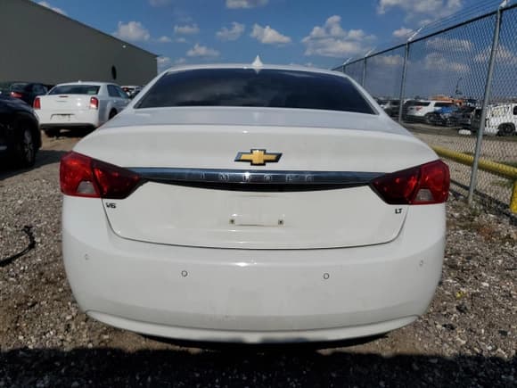 ✅ 2016 Chevrolet Impala LT • VIN: 2G1115S39G9175782 • Лот: 70331204. Опубликован ранее на Copart с пробегом 104 683 миль. Бесплатный доступ к архиву аукционных продаж из США и подробный отчёт об истории автомобиля на DreamBid. Изображение 6.