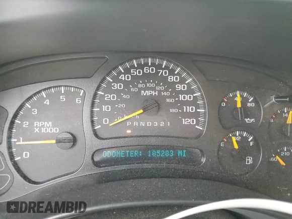 ✅ 2006 Chevrolet Silverado 1500 LS • VIN: 2GCEK19B761111443 • Lot: 78503734. Wystawiony na Copart z przebiegiem 185 283 mil mil. Skorzystaj z bezpłatnego archiwum sprzedaży aukcyjnych z USA i zobacz szczegółowy raport historii pojazdu na DreamBid. Zdjęcie 9.