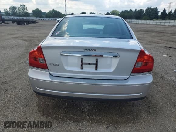 ✅ 2004 Volvo S80 • VIN: YV1TS59H041375586 • Лот: 61306705. Опубликован ранее на Copart с пробегом 135 955 миль. Бесплатный доступ к архиву аукционных продаж из США и подробный отчёт об истории автомобиля на DreamBid. Изображение 6.