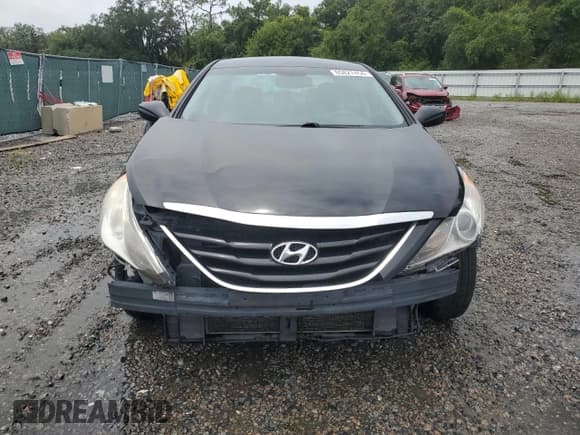 ✅ 2013 Hyundai Sonata GLS • VIN: 5NPEB4AC0DH633199 • Lot: 65827454. Listed on Copart with 166,720 mi. Free auction sales archive from the USA and detailed vehicle history report at DreamBid. Image 5.
