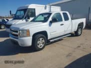 ✅ 2007 Chevrolet Silverado 1500 1LT • VIN: 2GCEC19C071665141 • Lot: 43613388. Listed on IAAI with 262,482 mi. Free auction sales archive from the USA and detailed vehicle history report at DreamBid. Image 19.