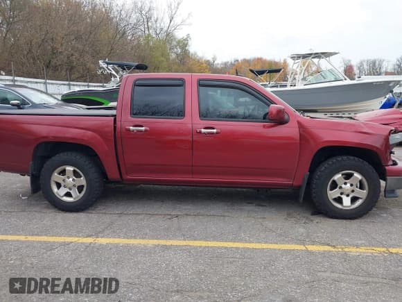 ✅ 2011 Chevrolet Colorado 1LT • VIN: 1GCDSCFE2B8117826 • Лот: 43622555. Опубликован ранее на IAAI с пробегом 184 722 миль. Бесплатный доступ к архиву аукционных продаж из США и подробный отчёт об истории автомобиля на DreamBid. Изображение 13.