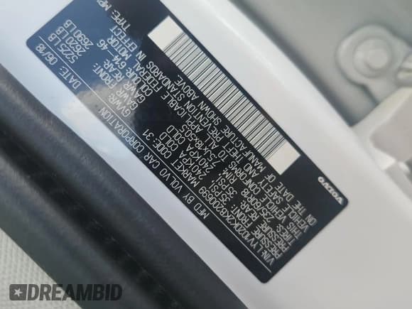 ✅ 2019 Volvo XC60 Momentum • VIN: LYV102DK2KB200699 • Lot: 64007825. Listed on Copart with 117,310 mi. Free auction sales archive from the USA and detailed vehicle history report at DreamBid. Image 13.