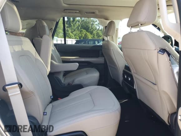 ✅ 2024 Ford Expedition Limited • VIN: 1FMJU1K84REA31121 • Lot: 69183245. Listed on Copart with 50,381 mi. Free auction sales archive from the USA and detailed vehicle history report at DreamBid. Image 11.