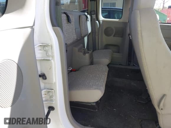 ✅ 2008 Chevrolet Colorado LS • VIN: 1GCCS199488167974 • Lot: 43632597. Listed on IAAI with 107,092 mi. Free auction sales archive from the USA and detailed vehicle history report at DreamBid. Image 8.