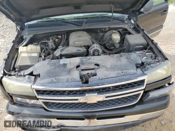 ✅ 2006 Chevrolet Silverado 1500 LT1 • VIN: 2GCEC13T261102020 • Лот: 72536044. Опубликован ранее на Copart с пробегом 108 841 миль. Бесплатный доступ к архиву аукционных продаж из США и подробный отчёт об истории автомобиля на DreamBid. Изображение 11.