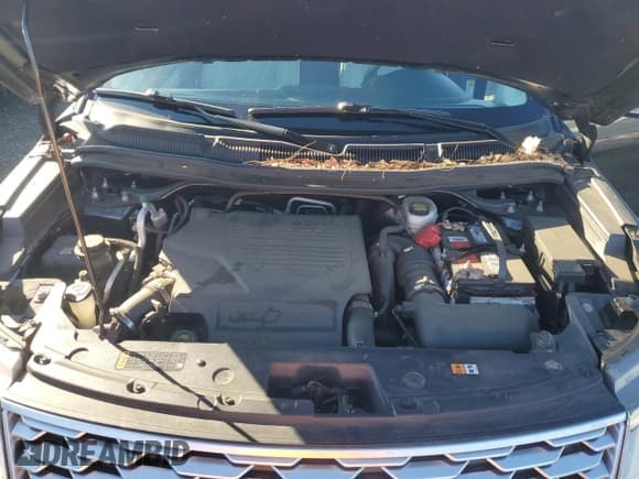 ✅ 2018 Ford Explorer Platinum • VIN: 1FM5K8HT5JGC20137 • Lot: 87180275. Wystawiony na Copart z przebiegiem 95 191 mil. Bezpłatny archiwum sprzedaży aukcyjnych z USA i szczegółowy raport historii pojazdu na DreamBid. Zdjęcie 12.