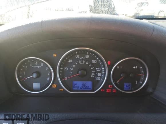 ✅ 2008 Hyundai Veracruz GLS • VIN: KM8NU13C18U033059 • Lot: 92432435. Listed on Copart with 212,086 mi. Free auction sales archive from the USA and detailed vehicle history report at DreamBid. Image 9.