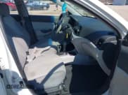 ✅ 2009 Hyundai Accent Auto GLS • VIN: KMHCN46C19U367059 • Лот: 42648047. Опубликован ранее на IAAI с пробегом 160 975 миль. Бесплатный доступ к архиву аукционных продаж из США и подробный отчёт об истории автомобиля на DreamBid. Изображение 5.